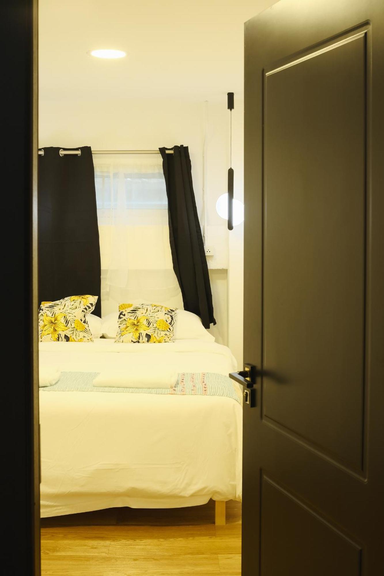 Hidden Gems In China Town, 2Br Lägenhet Bangkok Exteriör bild